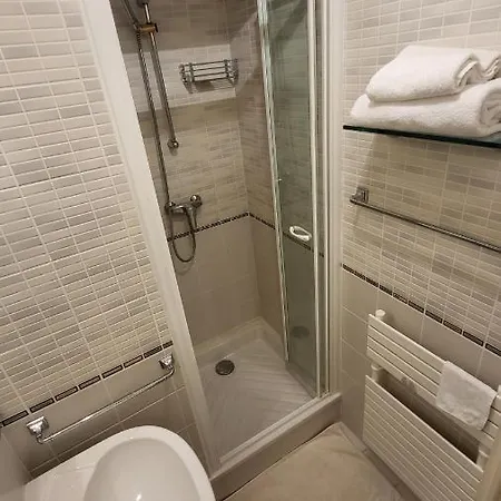 Monte Cristo, 1min Monaco, Bnbrickeys Apartment *